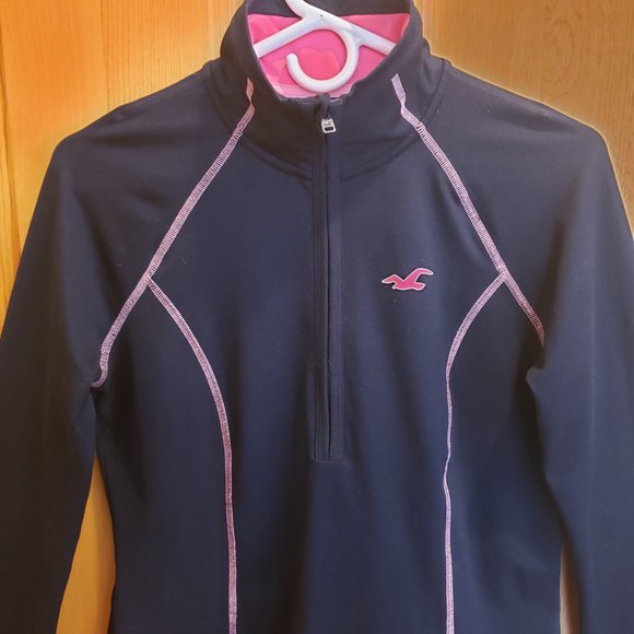 Hollister California Women's Half-Zip Pullover Activewear/Sweatshirt Size:  L - Picture 2 of 16